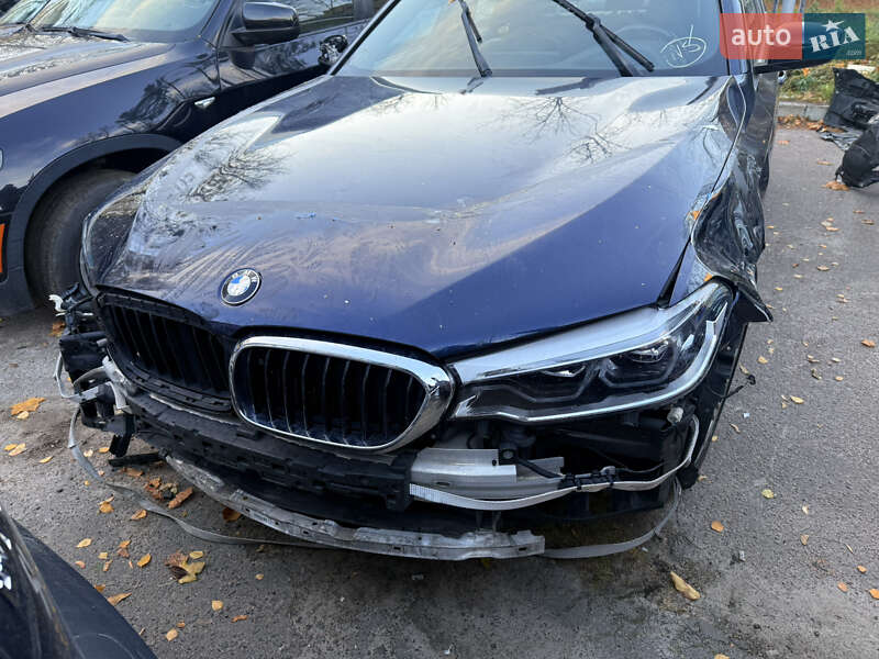 Седан BMW 5 Series 2017 в Львове