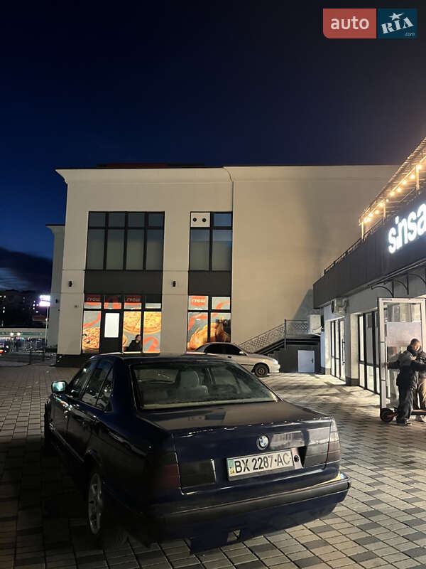 Седан BMW 5 Series 1989 в Хмельницком