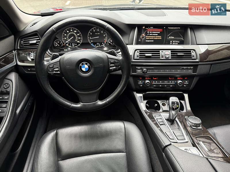 Седан BMW 5 Series 2015 в Києві фото 13 Седан BMW 5 Series 2015 в Києві