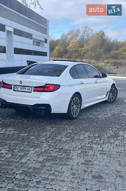Седан BMW 5 Series 2017 в Львове