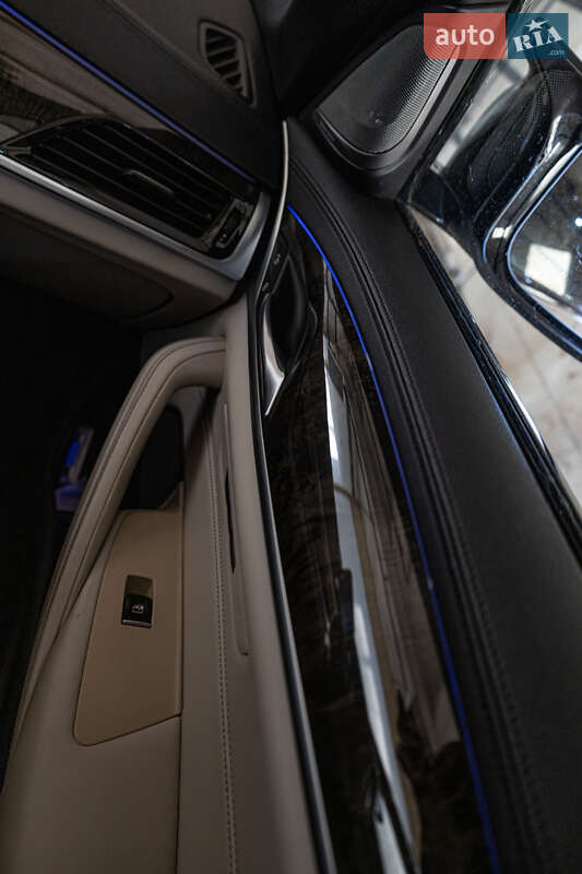 Седан BMW 5 Series 2017 в Львове фото 22 Седан BMW 5 Series 2017 в Львове