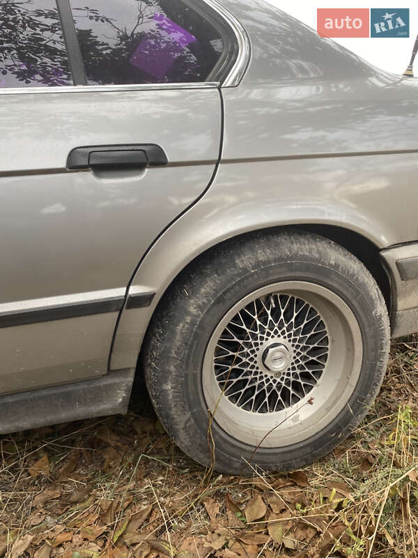 Седан BMW 5 Series 1988 в Николаеве фото 2 Седан BMW 5 Series 1988 в Николаеве