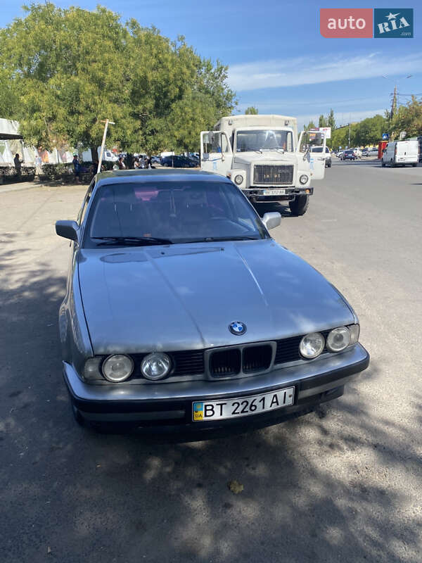 Седан BMW 5 Series 1988 в Николаеве фото 7 Седан BMW 5 Series 1988 в Николаеве