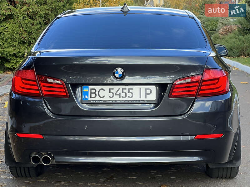 Седан BMW 5 Series 2012 в Ровно