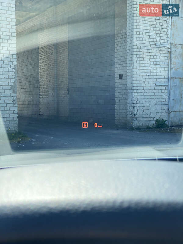 Седан BMW 5 Series 2010 в Корце фото 16 Седан BMW 5 Series 2010 в Корце