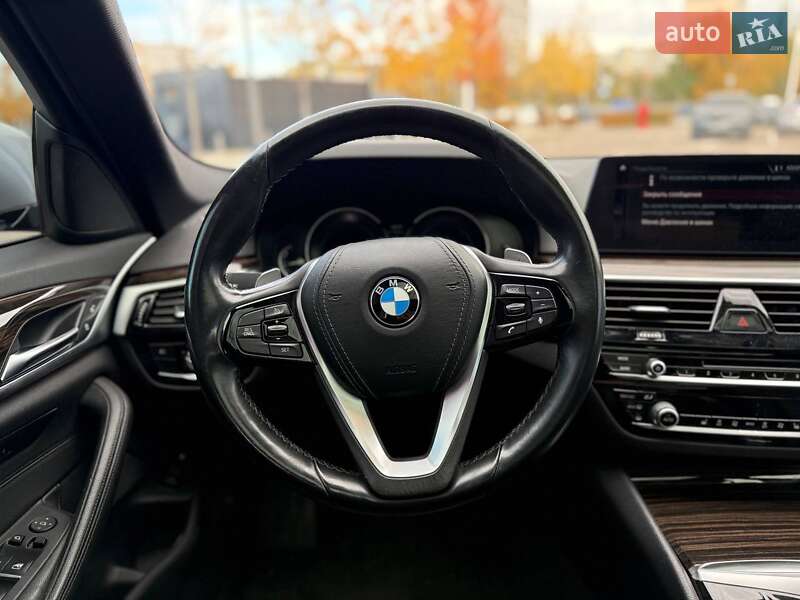 Седан BMW 5 Series 2018 в Києві фото 16 Седан BMW 5 Series 2018 в Києві