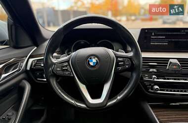 Седан BMW 5 Series 2018 в  фото 16 Седан BMW 5 Series 2018 в