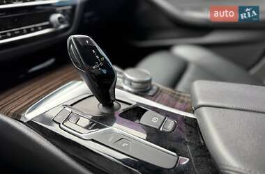 Седан BMW 5 Series 2018 в  фото 21 Седан BMW 5 Series 2018 в