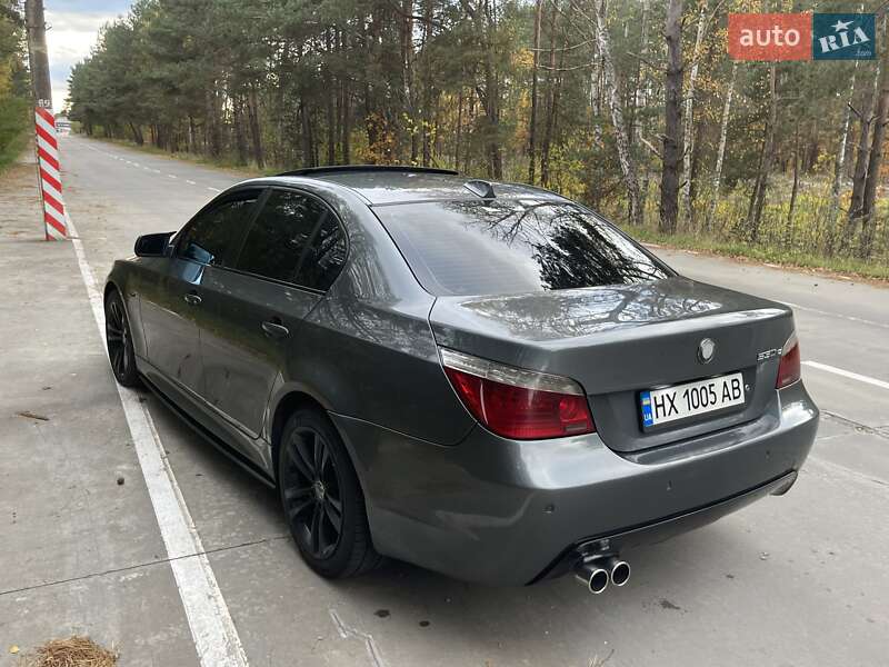 Седан BMW 5 Series 2004 в Славуте