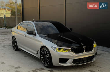 Седан BMW 5 Series 2018 в 