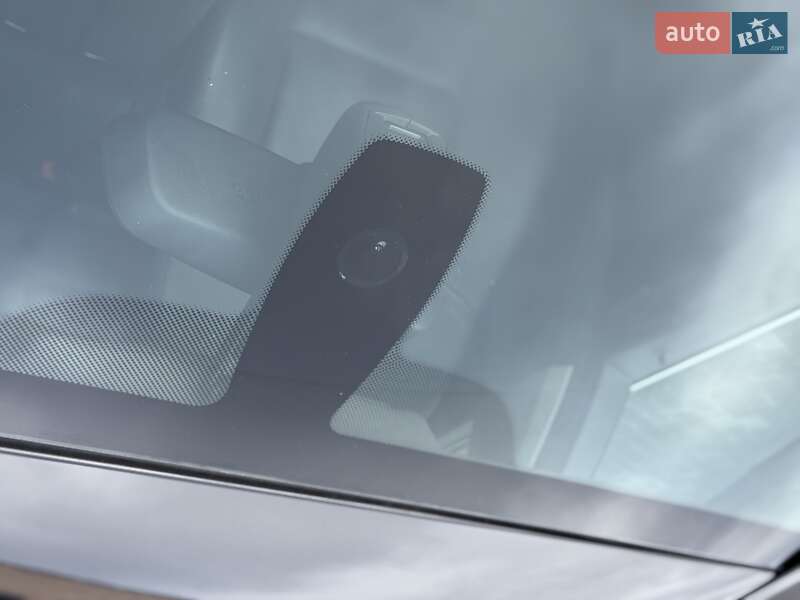 Седан BMW 5 Series 2014 в Виннице