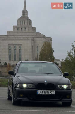 Седан BMW 5 Series 1998 в Киеве