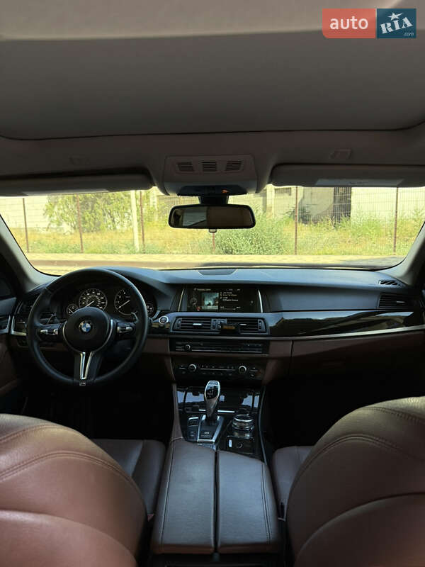 Седан BMW 5 Series 2016 в Измаиле
