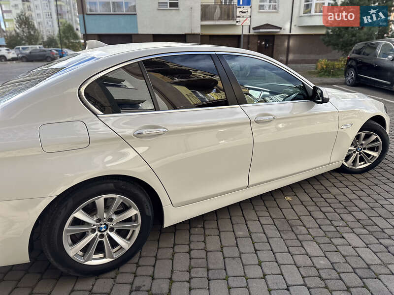 Седан BMW 5 Series 2016 в Івано-Франківську
