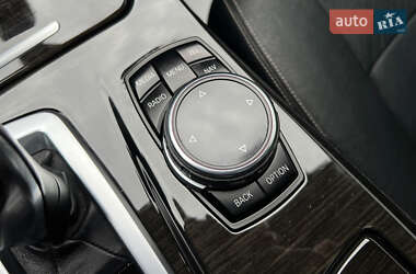Седан BMW 5 Series 2014 в  фото 18 Седан BMW 5 Series 2014 в
