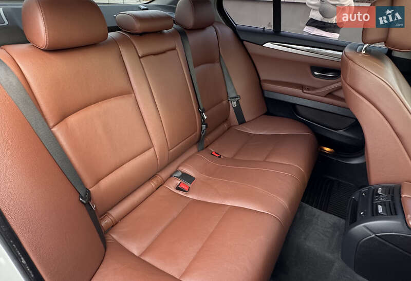Седан BMW 5 Series 2011 в Киеве фото 13 Седан BMW 5 Series 2011 в Киеве