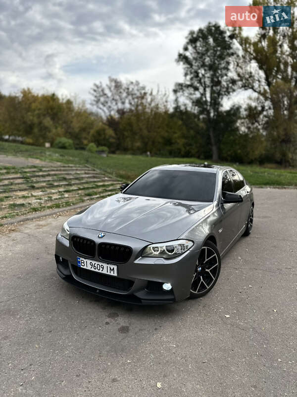 BMW 5 Series 2012 BMW 5 Series 2012