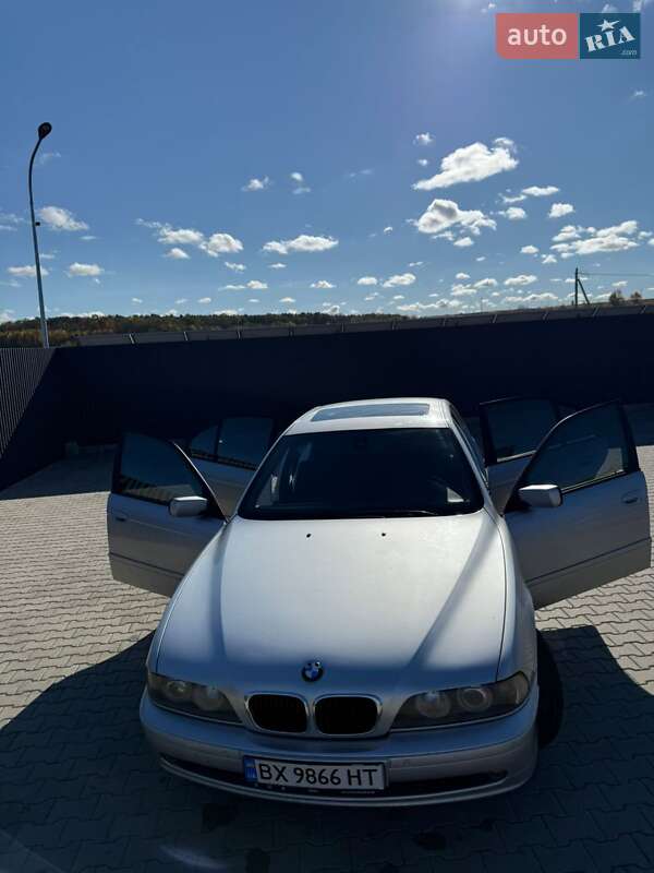 Седан BMW 5 Series 2002 в Летичіві