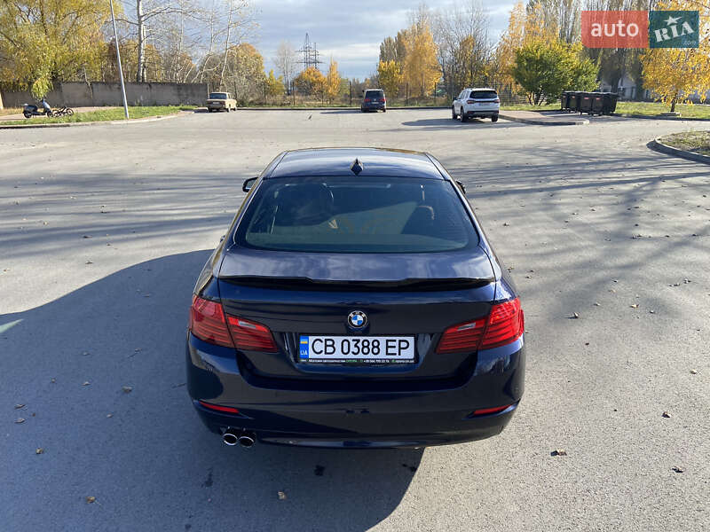 Седан BMW 5 Series 2014 в Чернигове