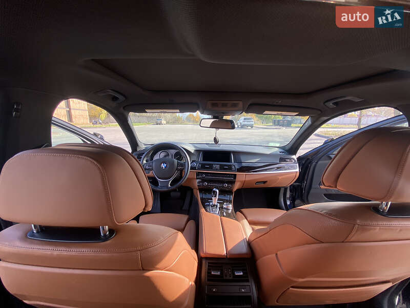 Седан BMW 5 Series 2014 в Чернигове