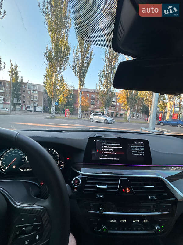 Седан BMW 5 Series 2017 в Кривом Роге фото 5 Седан BMW 5 Series 2017 в Кривом Роге