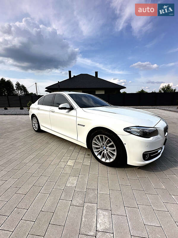 Седан BMW 5 Series 2015 в Днепре фото Седан BMW 5 Series 2015 в Днепре