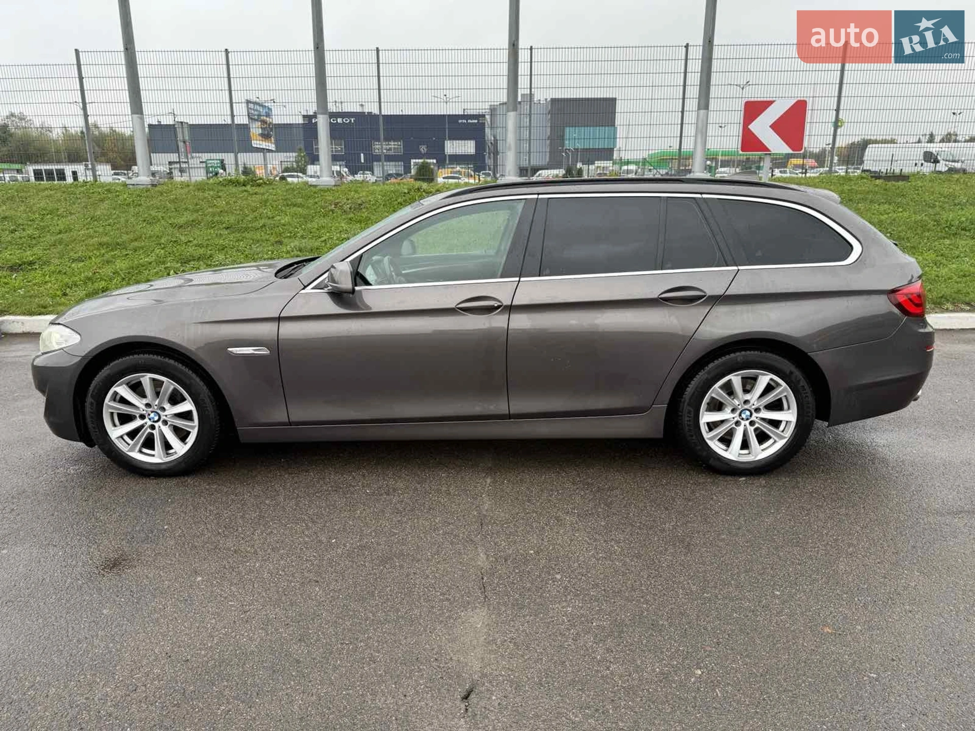 2011 BMW 5er - мініатюра 4
