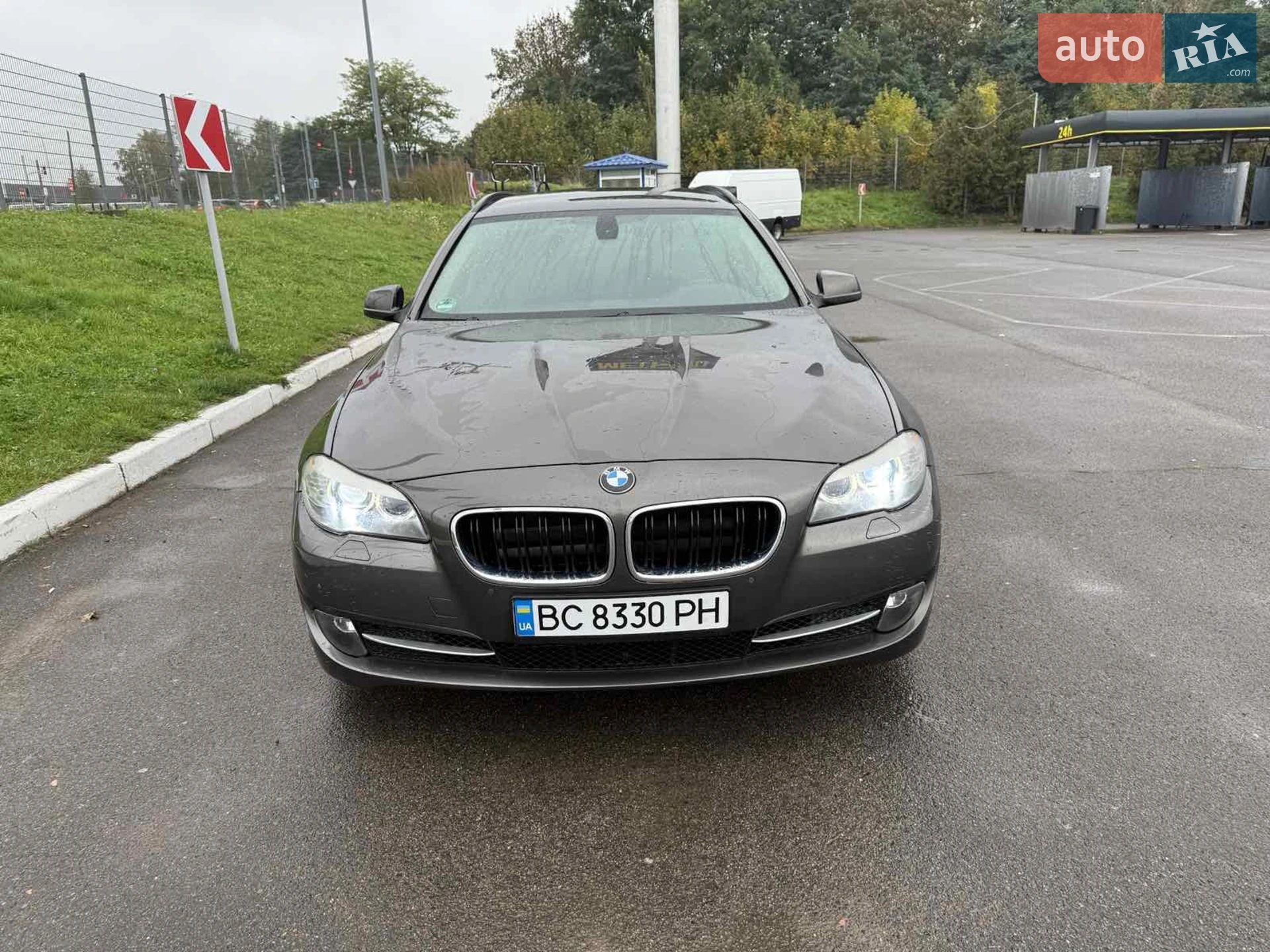 2011 BMW 5er - мініатюра 9