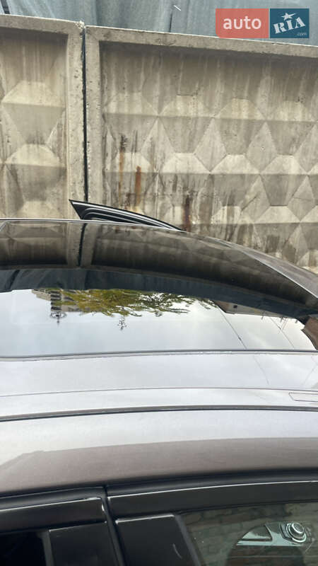 Седан BMW 5 Series 2010 в Киеве фото 25 Седан BMW 5 Series 2010 в Киеве