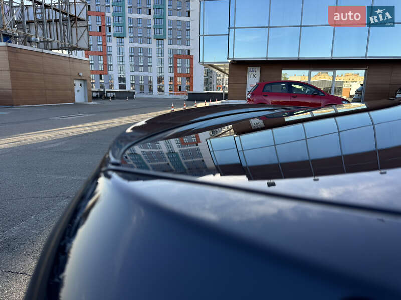 Седан BMW 5 Series 2015 в Киеве