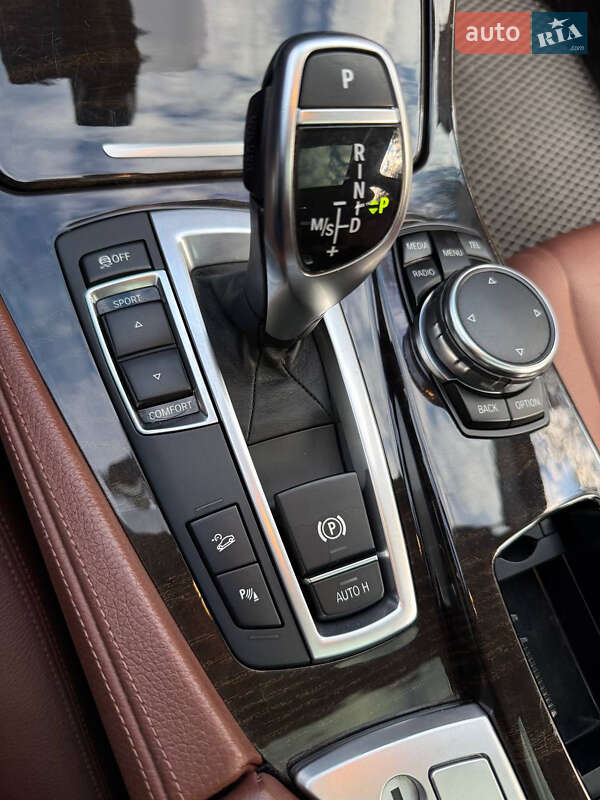 Седан BMW 5 Series 2015 в Виннице