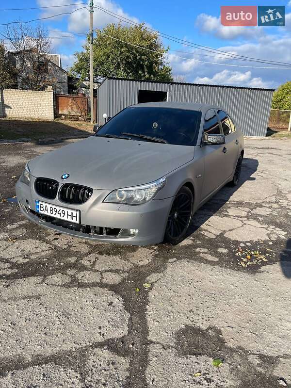 Седан BMW 5 Series 2007 в Александрие