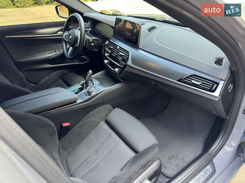Седан BMW 5 Series 2022 в Харкові