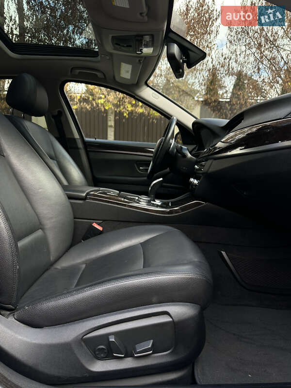 Седан BMW 5 Series 2016 в Киеве фото 41 Седан BMW 5 Series 2016 в Киеве