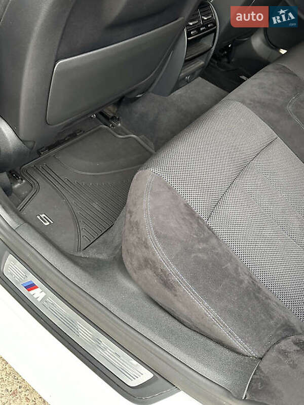 Седан BMW 5 Series 2017 в Львове фото 30 Седан BMW 5 Series 2017 в Львове