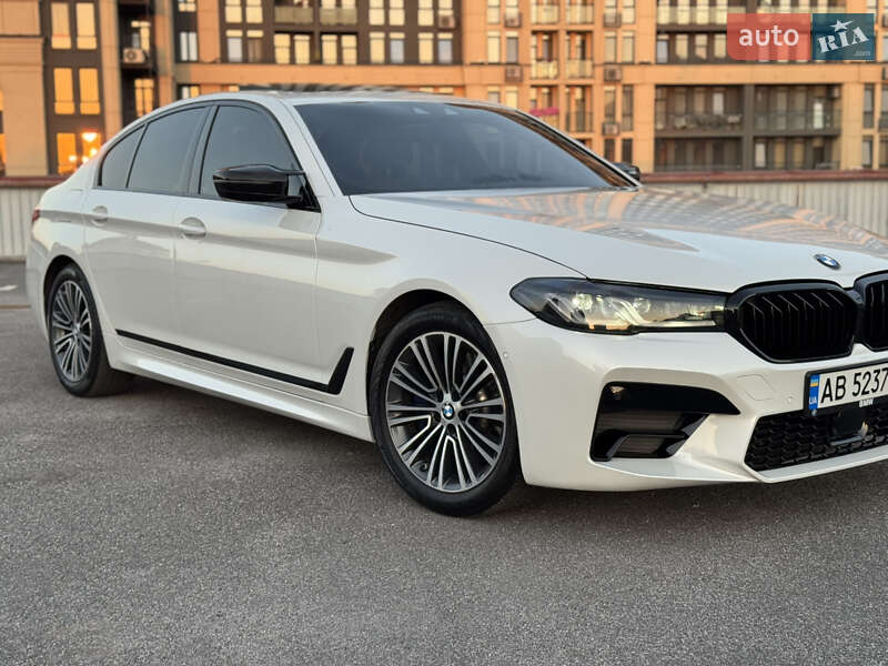 Седан BMW 5 Series 2018 в Виннице