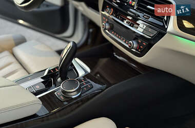 Седан BMW 5 Series 2018 в Києві