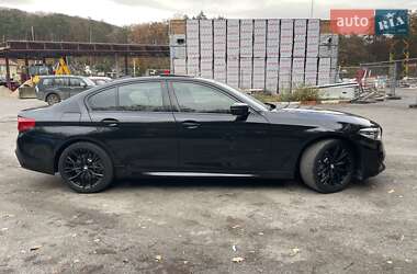 Седан BMW 5 Series 2017 в Львові