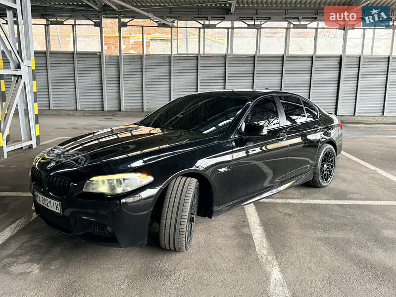 Седан BMW 5 Series 2011 в Харькове