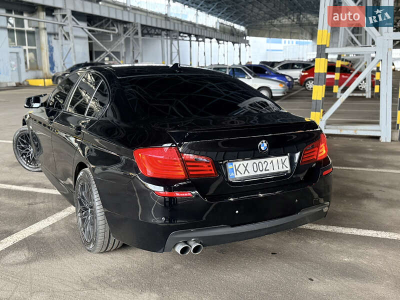 Седан BMW 5 Series 2011 в Харькове