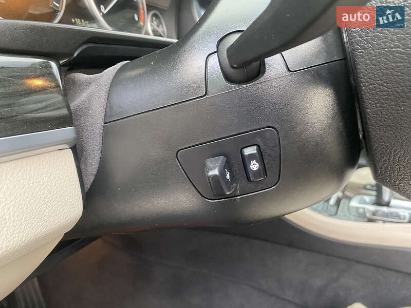 Седан BMW 5 Series 2012 в Харкові