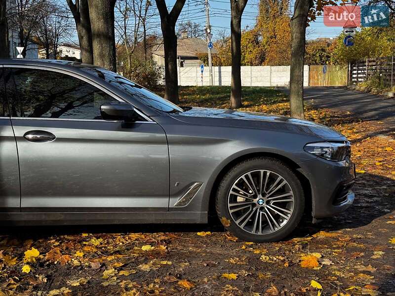 Седан BMW 5 Series 2018 в Киеве фото 4 Седан BMW 5 Series 2018 в Киеве