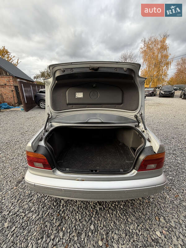 Седан BMW 5 Series 2001 в Дергачах фото 6 Седан BMW 5 Series 2001 в Дергачах
