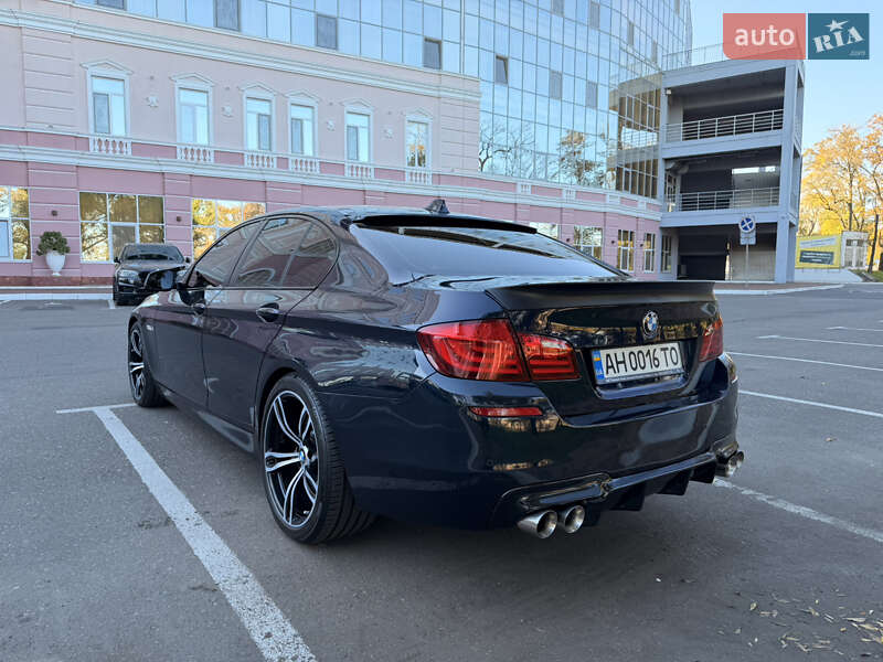 Седан BMW 5 Series 2013 в Одессе