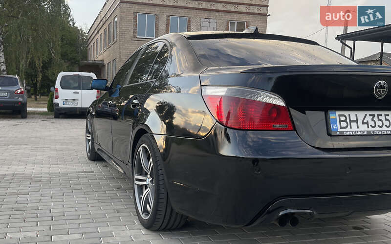 Седан BMW 5 Series 2005 в Бершади
