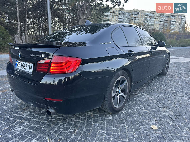 Седан BMW 5 Series 2012 в Днепре
