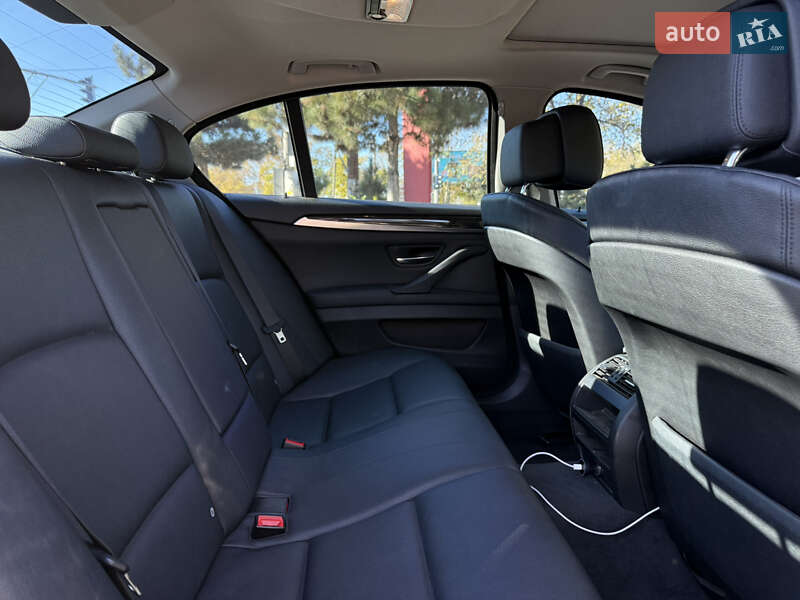 Седан BMW 5 Series 2011 в Одессе