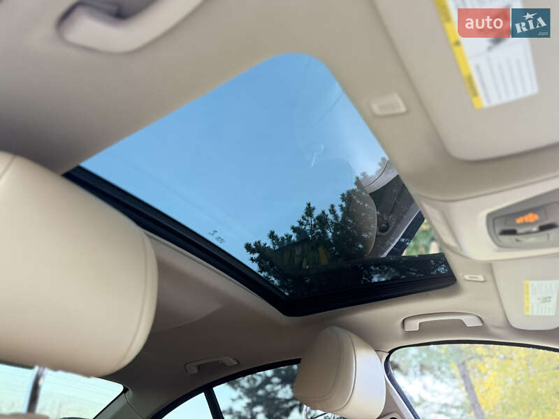 Седан BMW 5 Series 2015 в Днепре