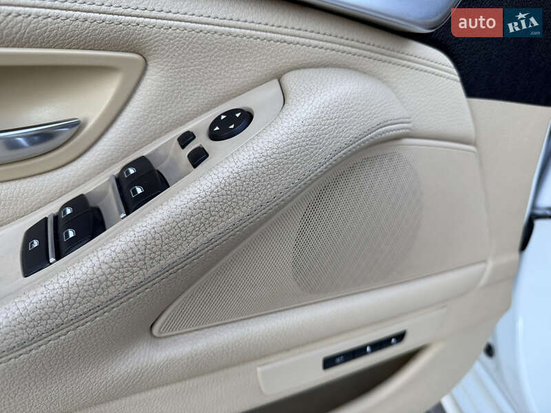 Седан BMW 5 Series 2015 в Днепре