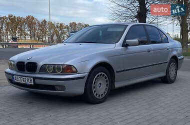 Седан BMW 5 Series 1998 в Виннице